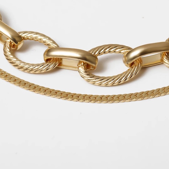 18K Gold Plated Double Layered Necklace - Picture 3 of 5